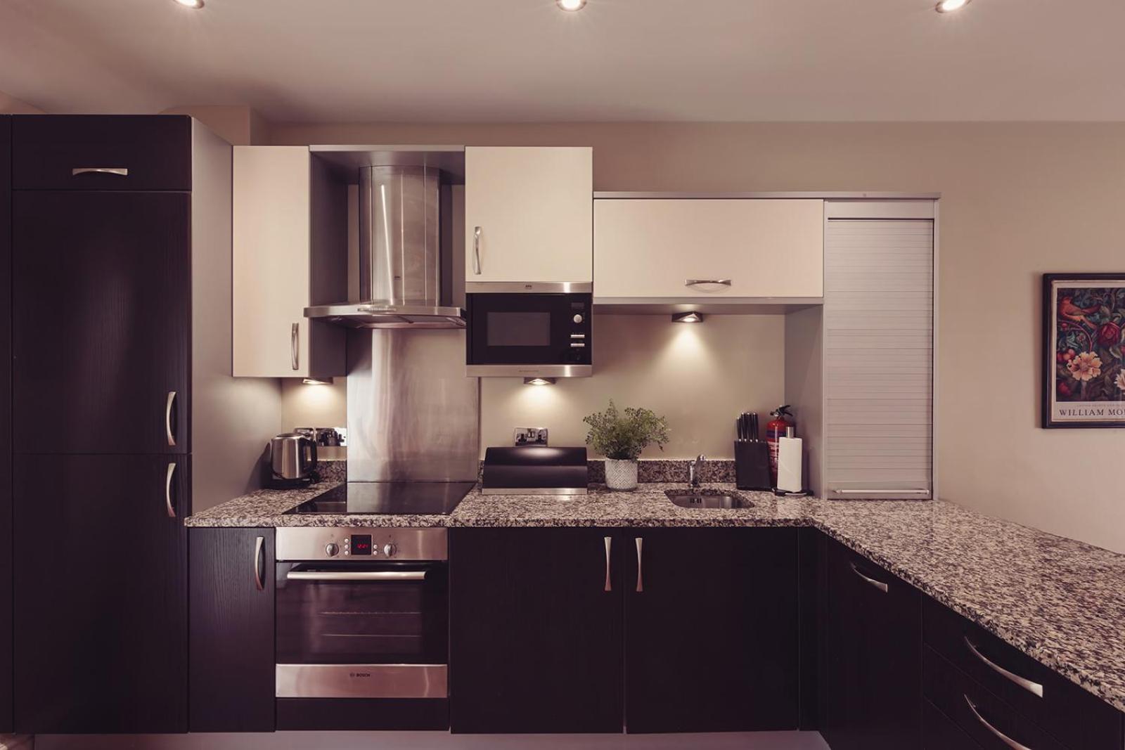 Longlands Inn & Cottages Carnforth Bagian luar foto A modern kitchen