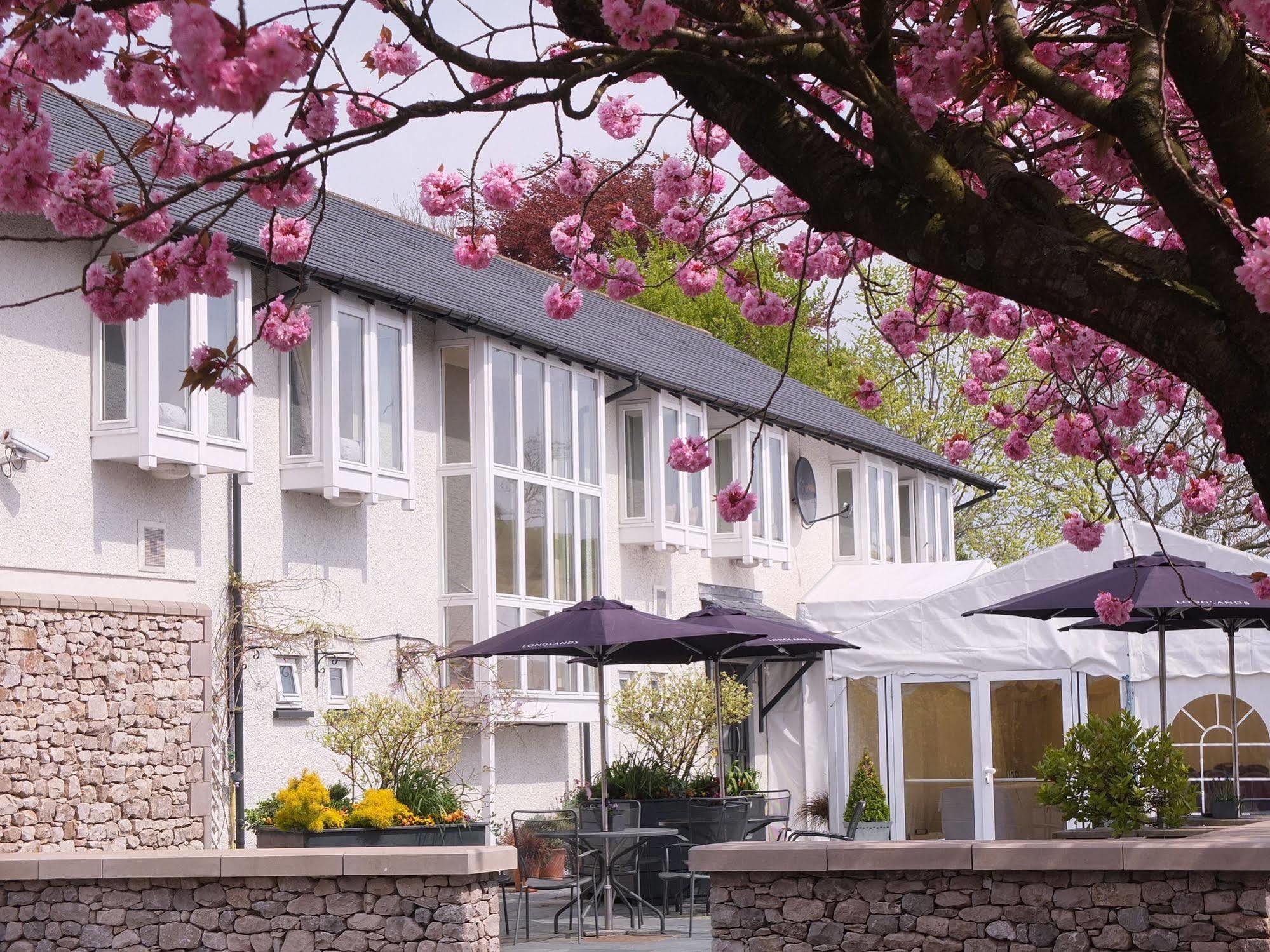 Longlands Inn & Cottages Carnforth Bagian luar foto The hotel in 2011